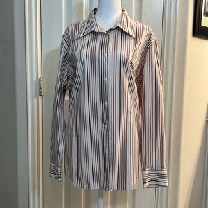 Talbot women. Size 18W. Wrinkle resistant fabric.